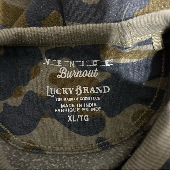 Camouflage Sweater - Picture 3 of 3